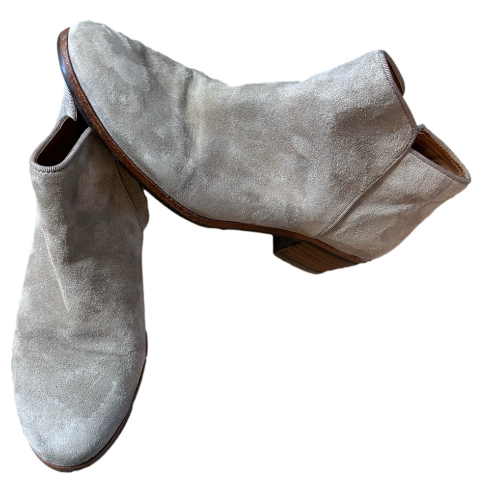 Sam Edelman booties size 6M  zippered real Suede upper  1 3/4 “ heal - Picture 6 of 6